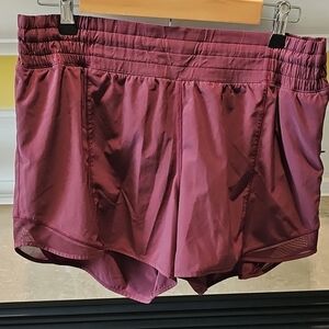Lululemon Shorts Women's 12T Excellent Condition